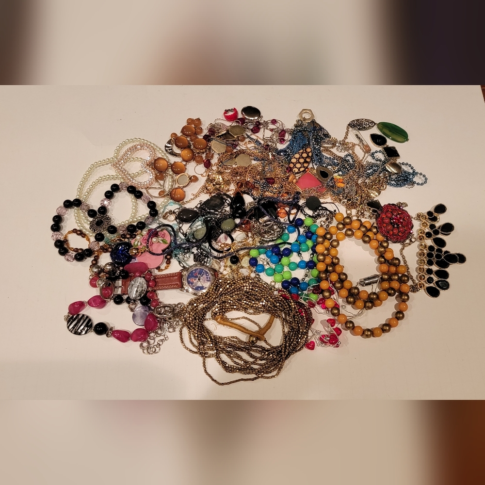 Bulk Jewelry Lot A1 - 2lb 13oz